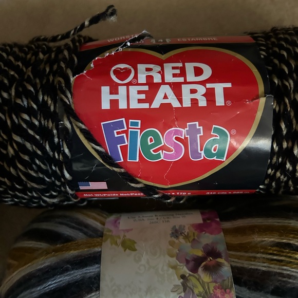 YARN all NWT, multi-colors and textures.  Set of 7 - Picture 8 of 8